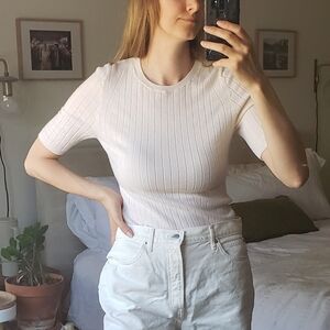 Banana Republic Cream Short Sleeve Tee